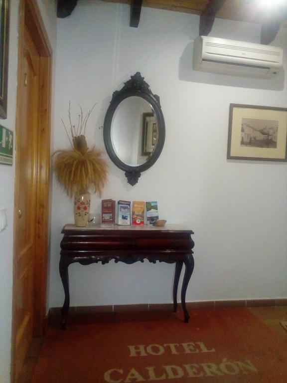 Hotel Restaurante Calderon Arcos de la Frontera Esterno foto